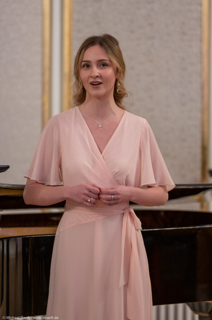 Sofie Thomas